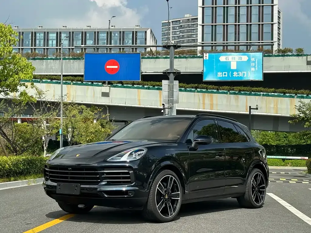 Porsche Cayenne 2023 из CN, фото 1