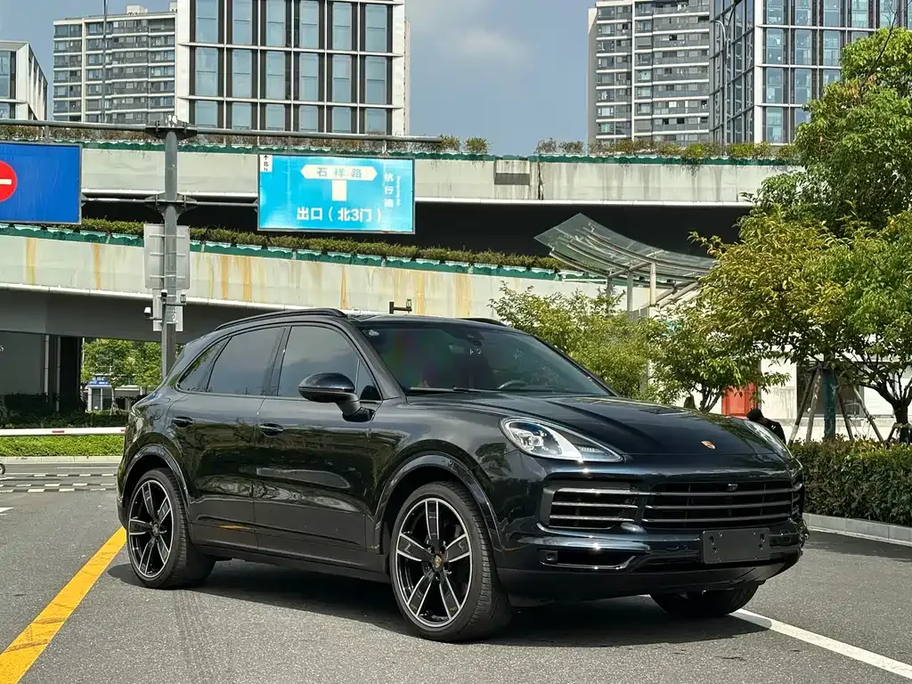 Porsche Cayenne 2023 из CN, фото 3