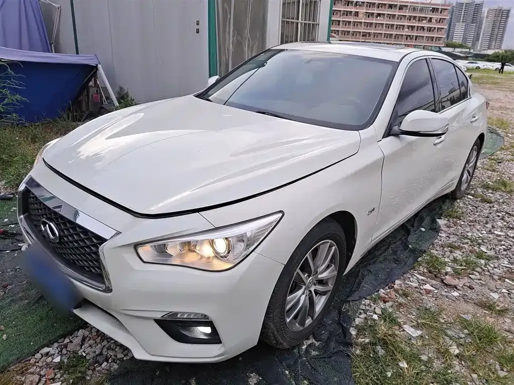 Infiniti Q50L 2022 из CN, фото 2