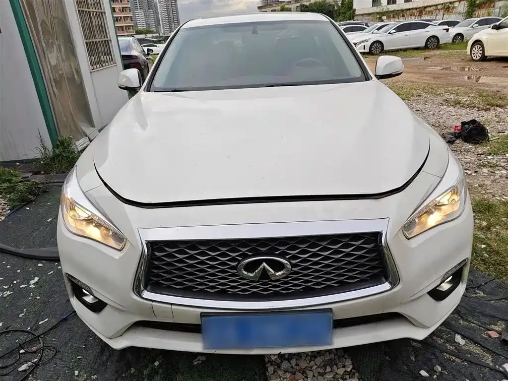 Infiniti Q50L 2022 из CN, фото 3