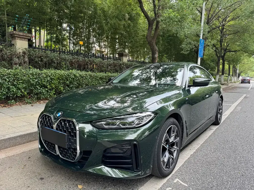 BMW 4 Series 2023 из CN, фото 1