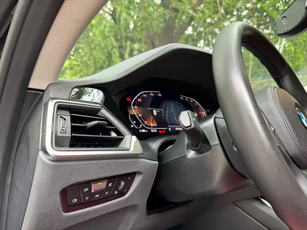 BMW 4 Series 2023 из CN, фото 9