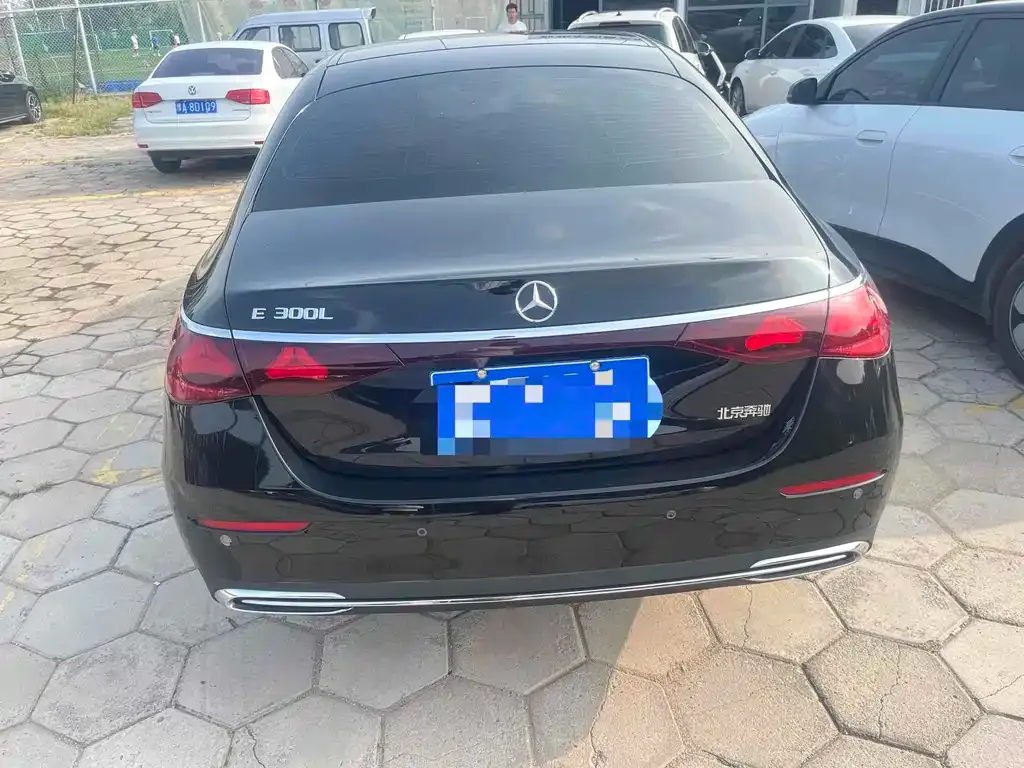 Mercedes-Benz E-Class 2024 из CN, фото 7