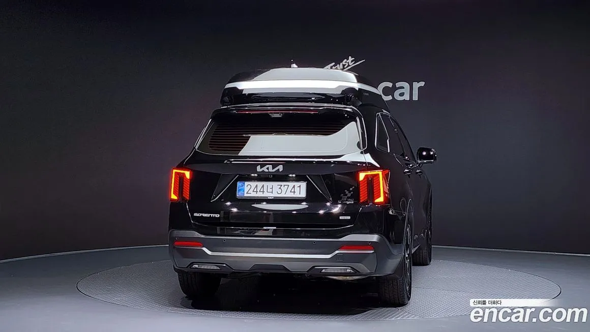 Kia Sorento — фото 4
