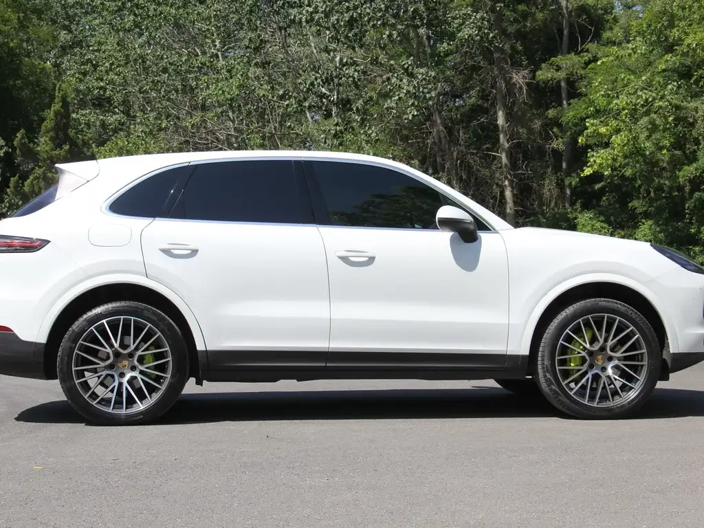 Porsche Cayenne Hybrid — фото 8