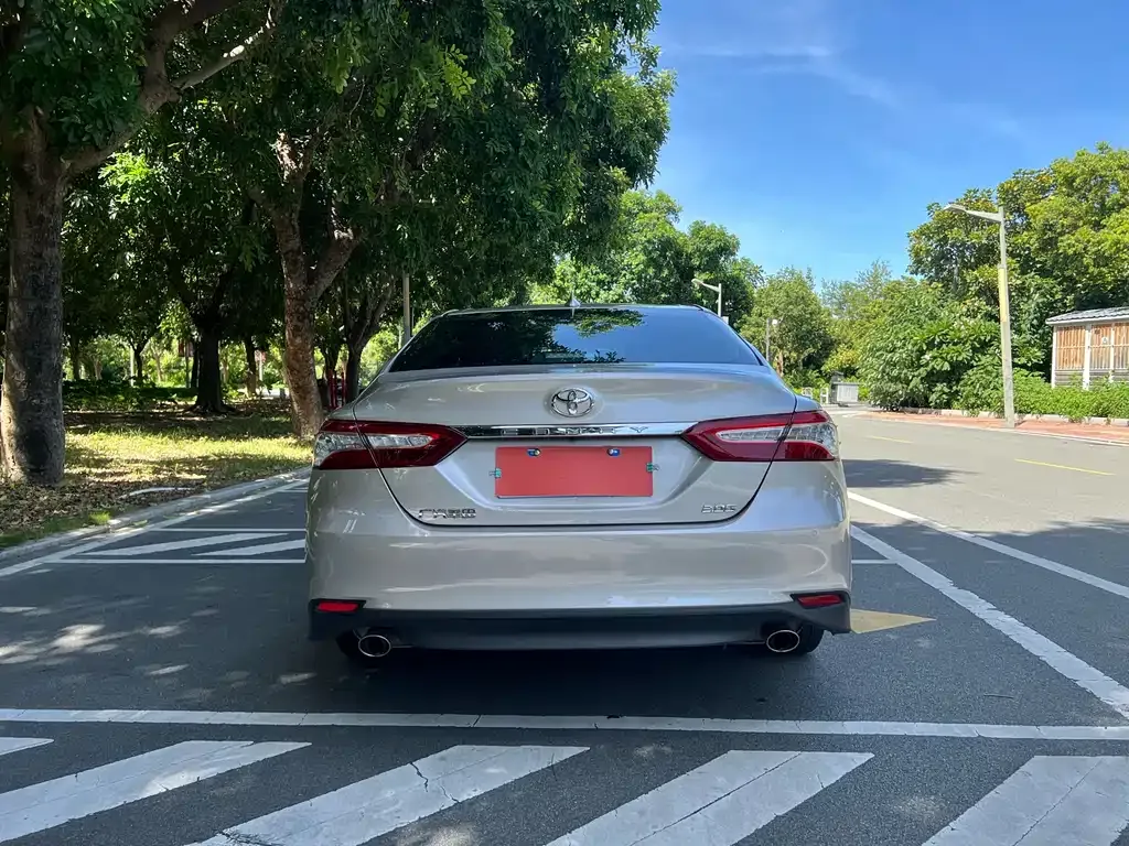 Toyota Camry 2023 из CN, фото 8