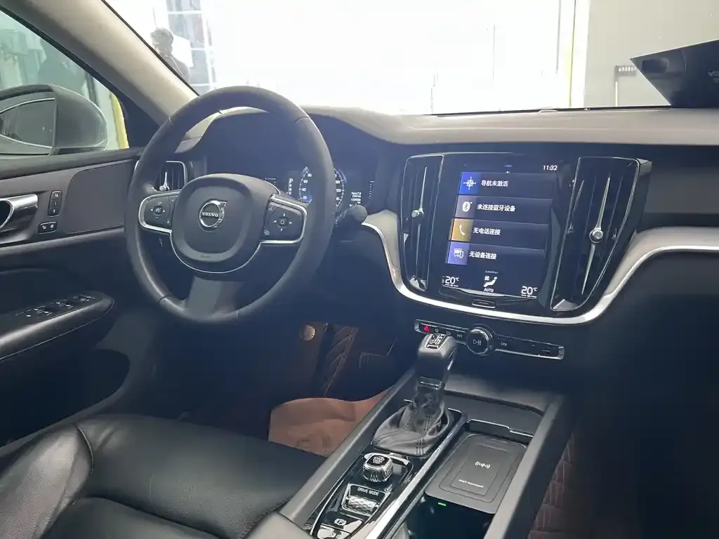 Volvo S60 2021 из CN, фото 10
