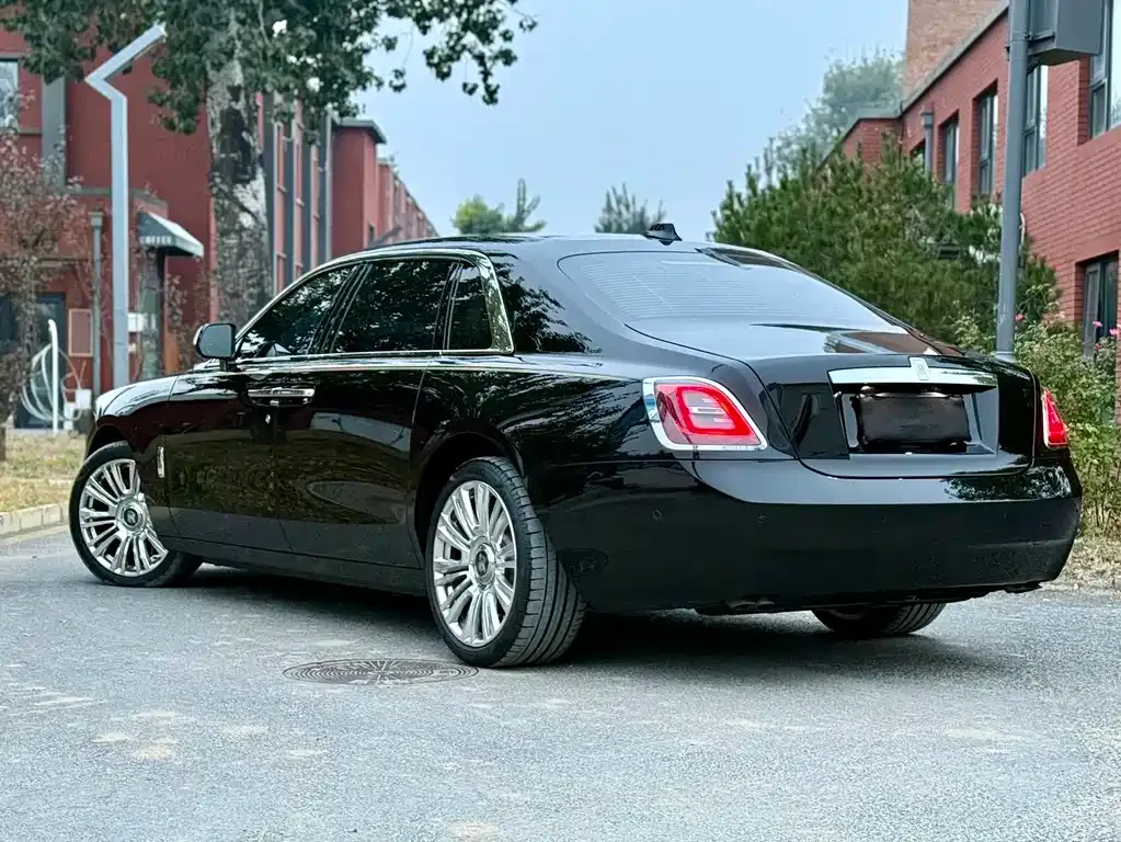 Rolls-Royce Ghost 2025 из CN, фото 4