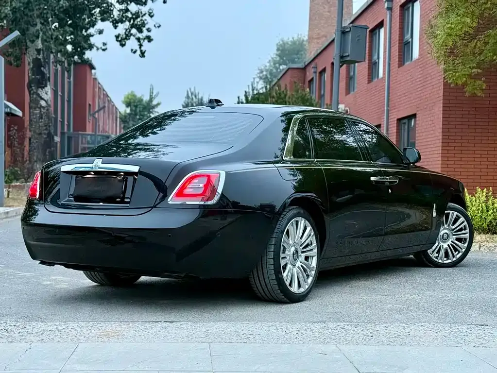 Rolls-Royce Ghost 2025 из CN, фото 6