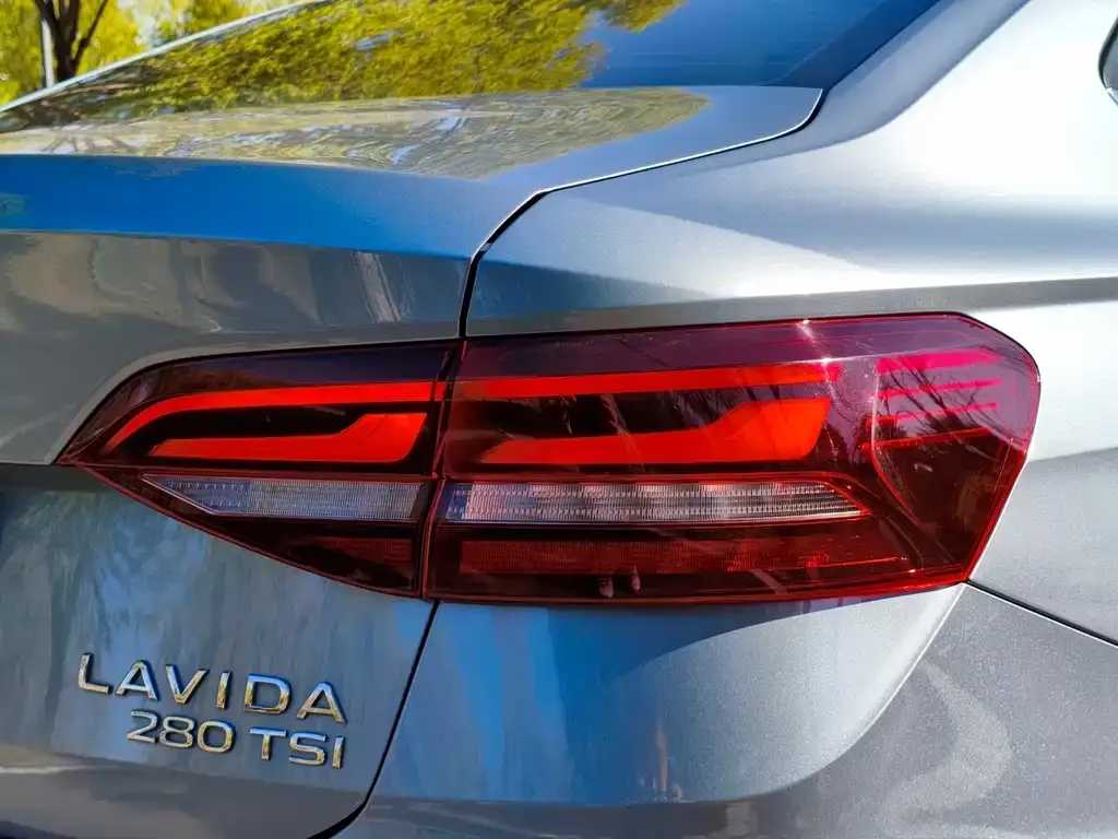 Volkswagen Lavida 2022 из CN, фото 10