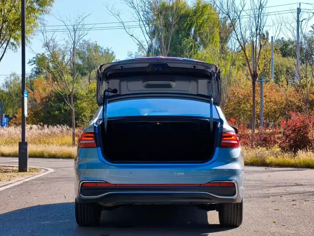 Volkswagen Lavida 2022 из CN, фото 8