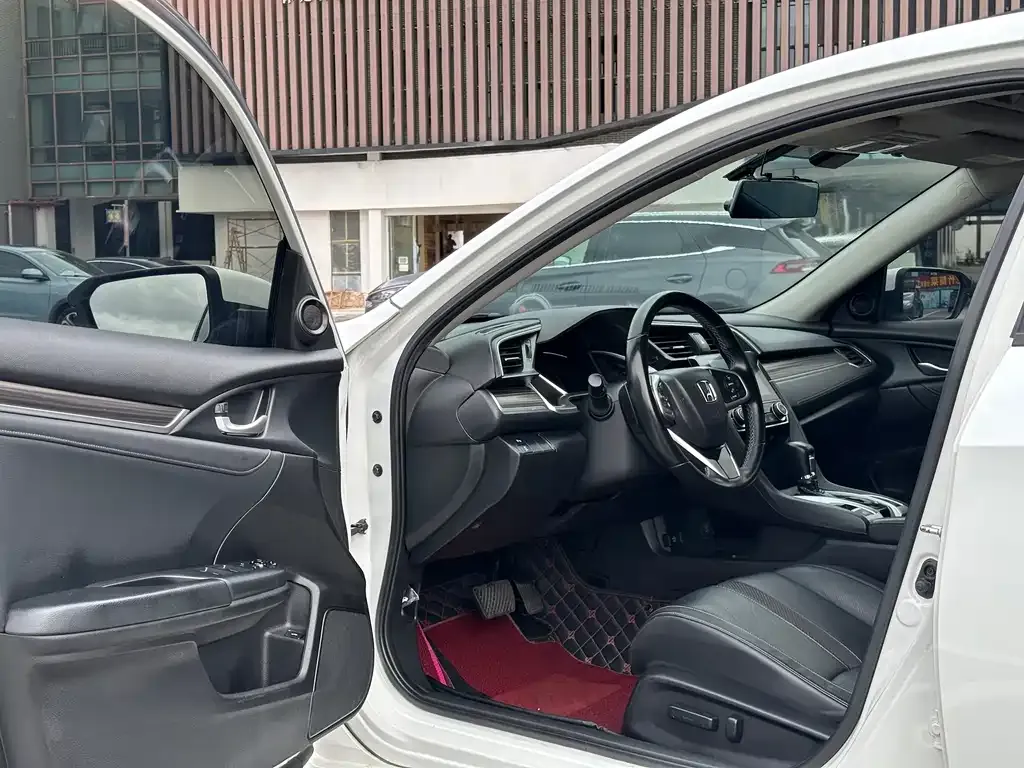 Honda Civic 2022 из CN, фото 4
