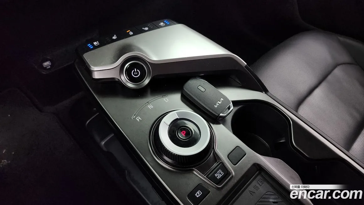 Kia EV6 — фото 9