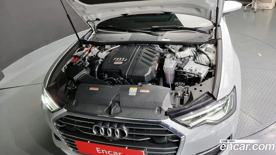 Audi A6 — фото 6