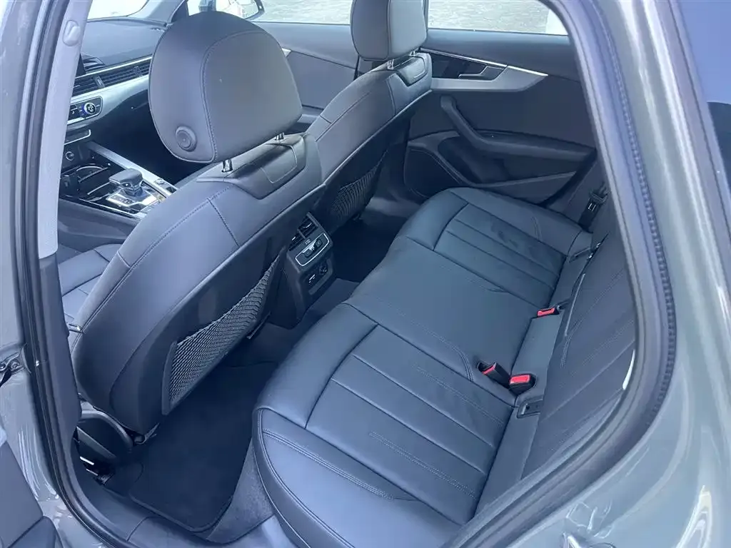Audi A4 (Import) 2023 из CN, фото 8