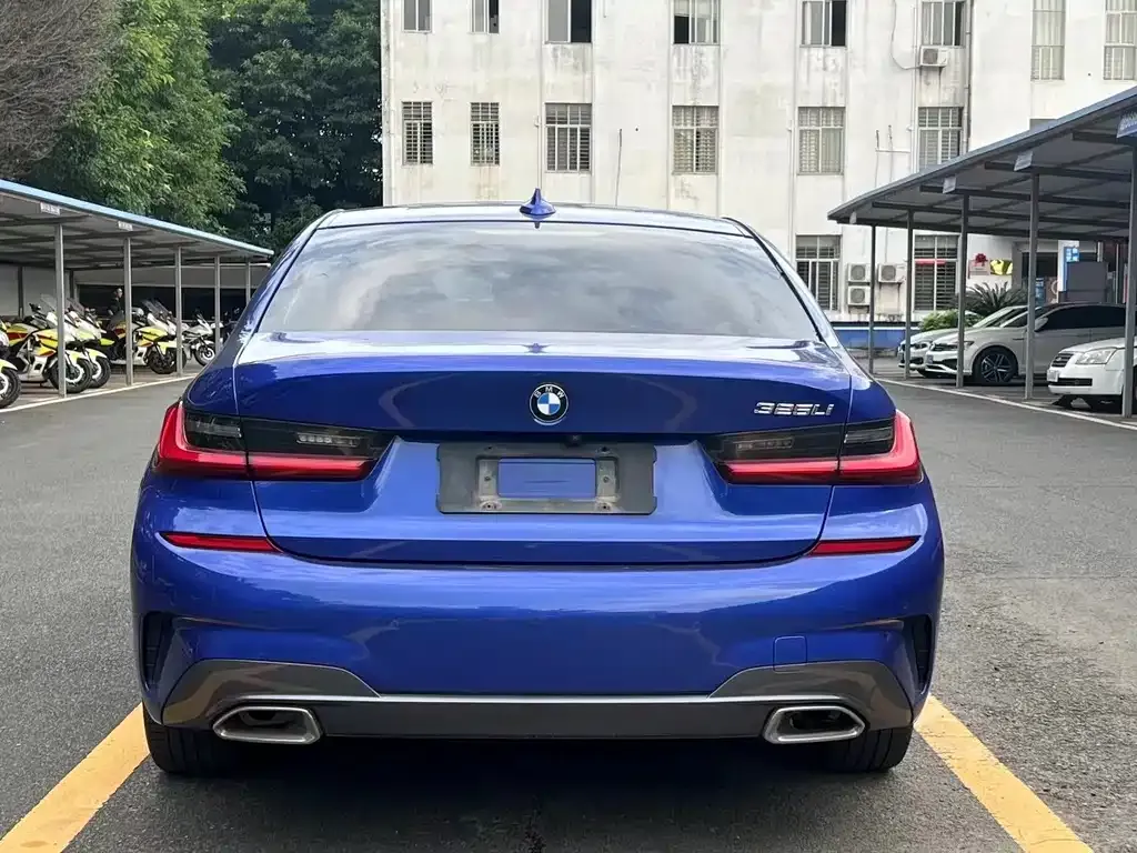 BMW 3 Series 2021 из CN, фото 8