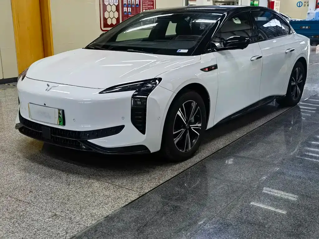 Hongqi EH7 2024 из CN, фото 1