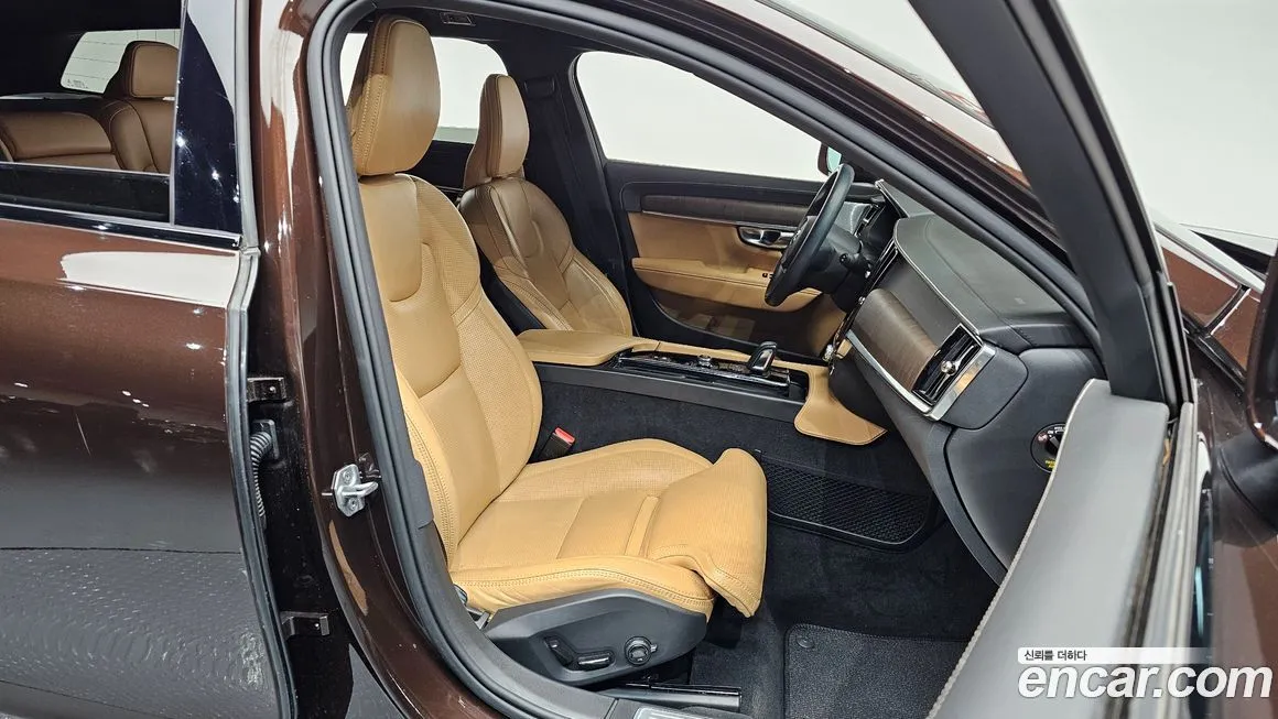 Volvo V90 2021 из KR, фото 10