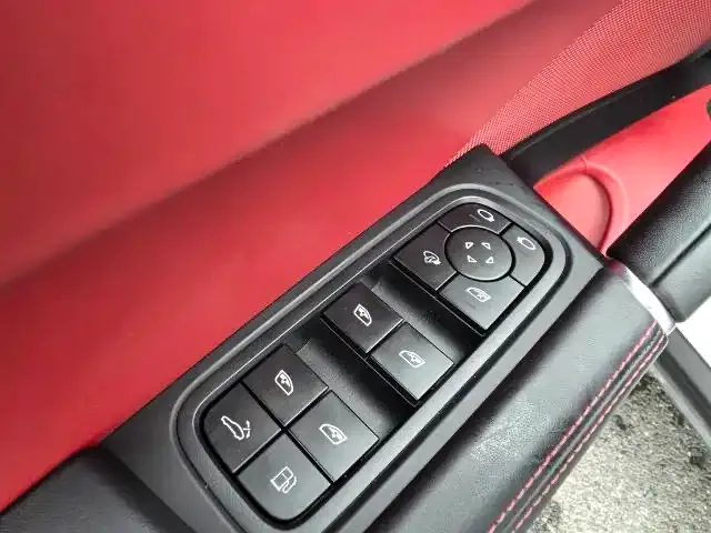 Porsche Cayenne Hybrid 2023 из CN, фото 7