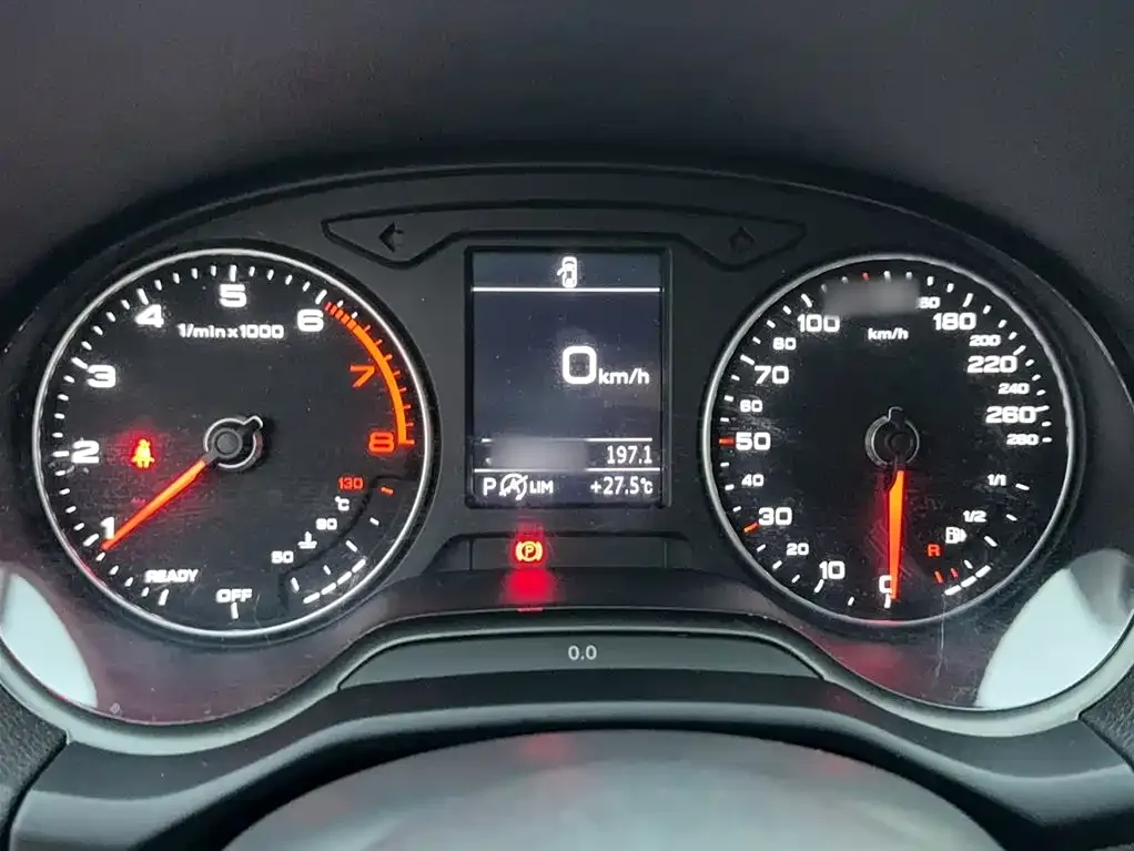 Audi Q2L 2021 из CN, фото 4