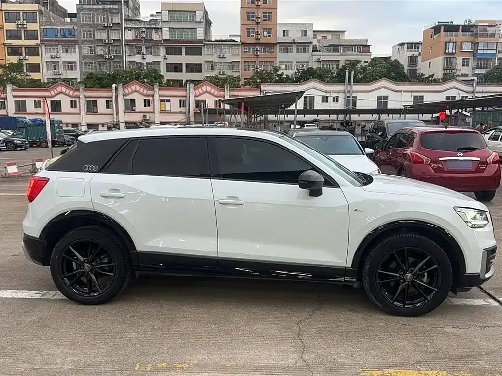 Audi Q2L 2021 из CN, фото 8