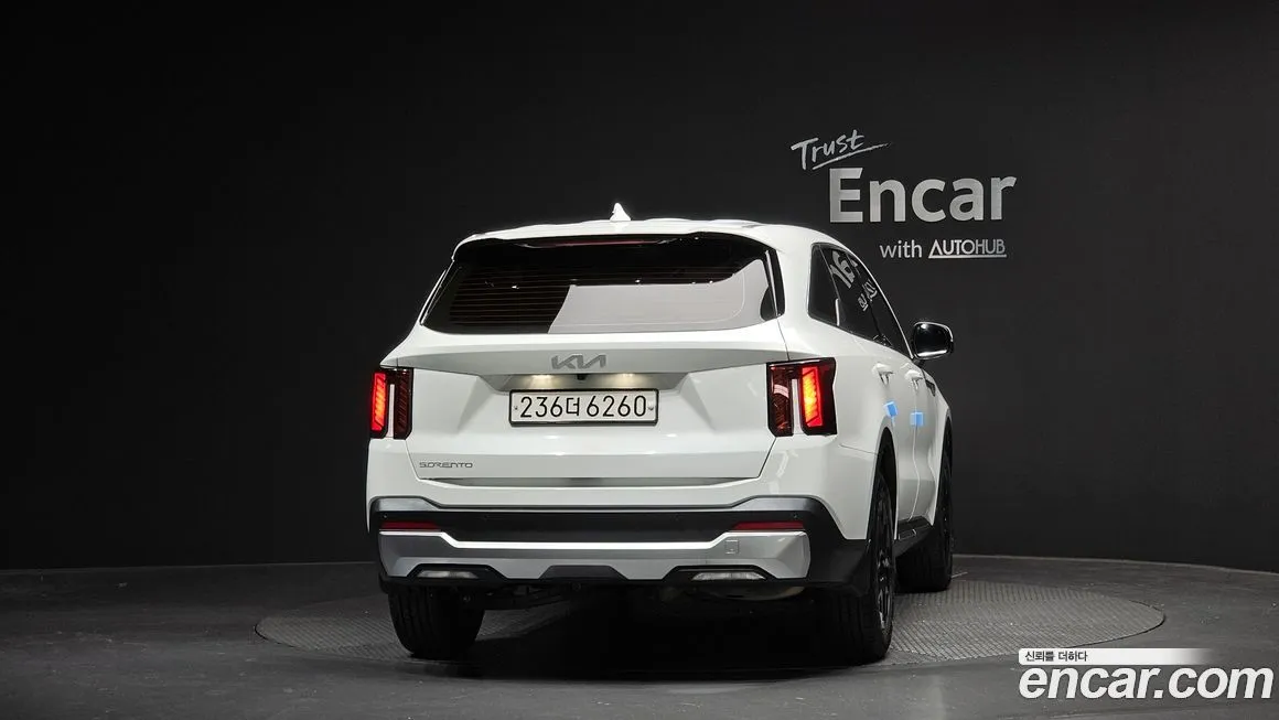Kia Sorento — фото 4
