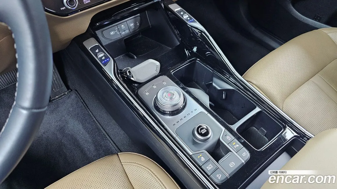 Kia Sorento — фото 9