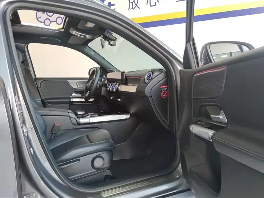 Mercedes-Benz GLB 2023 из CN, фото 8