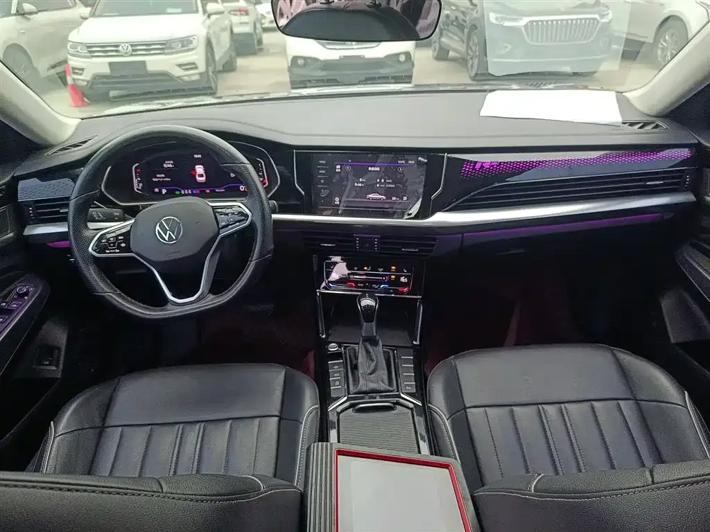 Volkswagen Passat — фото 10