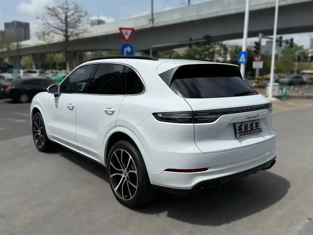 Porsche Cayenne 2023 из CN, фото 4