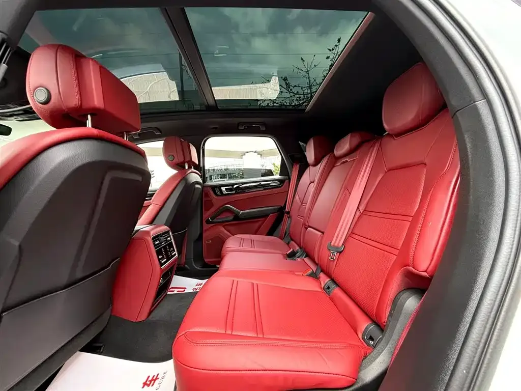 Porsche Cayenne 2023 из CN, фото 8