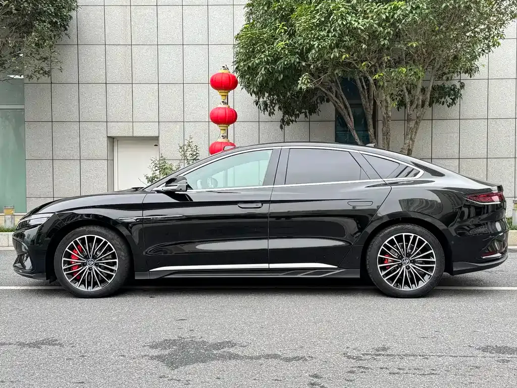 BYD Han 2025 из CN, фото 4