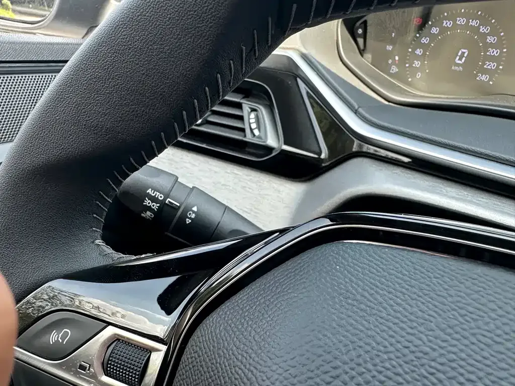 Peugeot 408 2024 из CN, фото 8