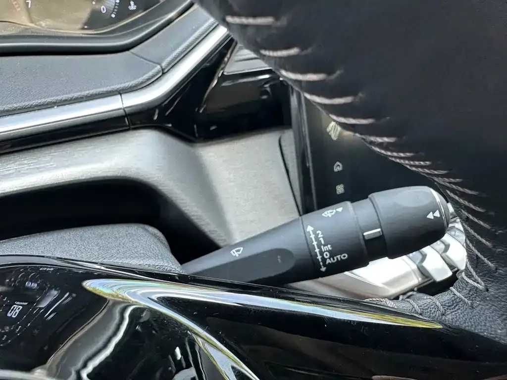 Peugeot 408 2024 из CN, фото 9