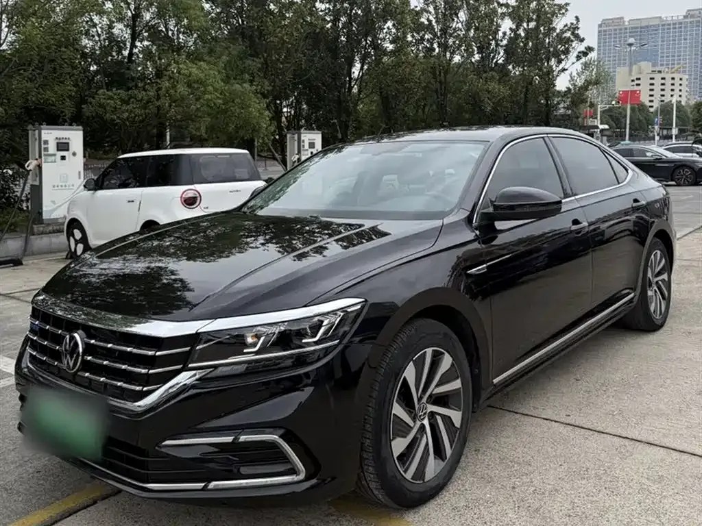 Volkswagen Passat New Energy 2021 из CN, фото 1