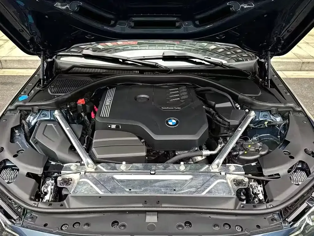 BMW 4 Series 2023 из CN, фото 4