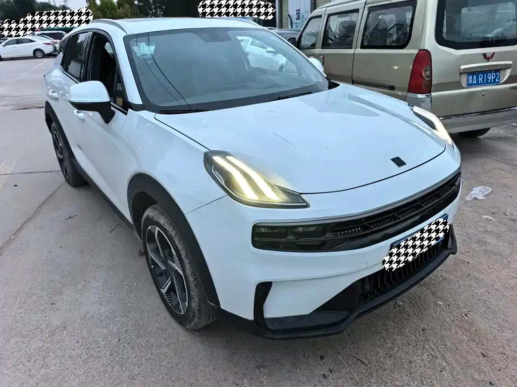 Lynk & Co 06 2023 из CN, фото 3