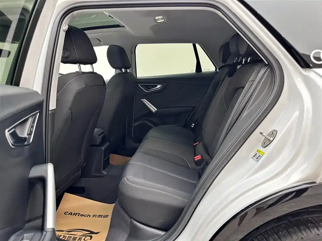 Audi Q2L 2021 из CN, фото 9