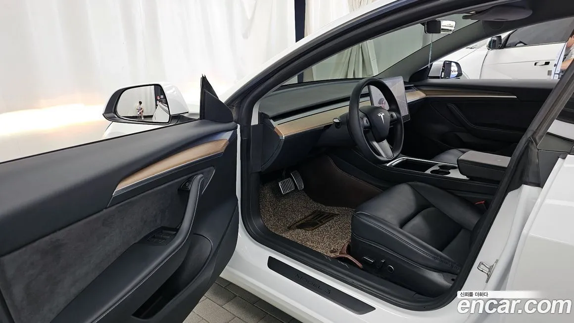 Tesla Model 3 2021 из KR, фото 10