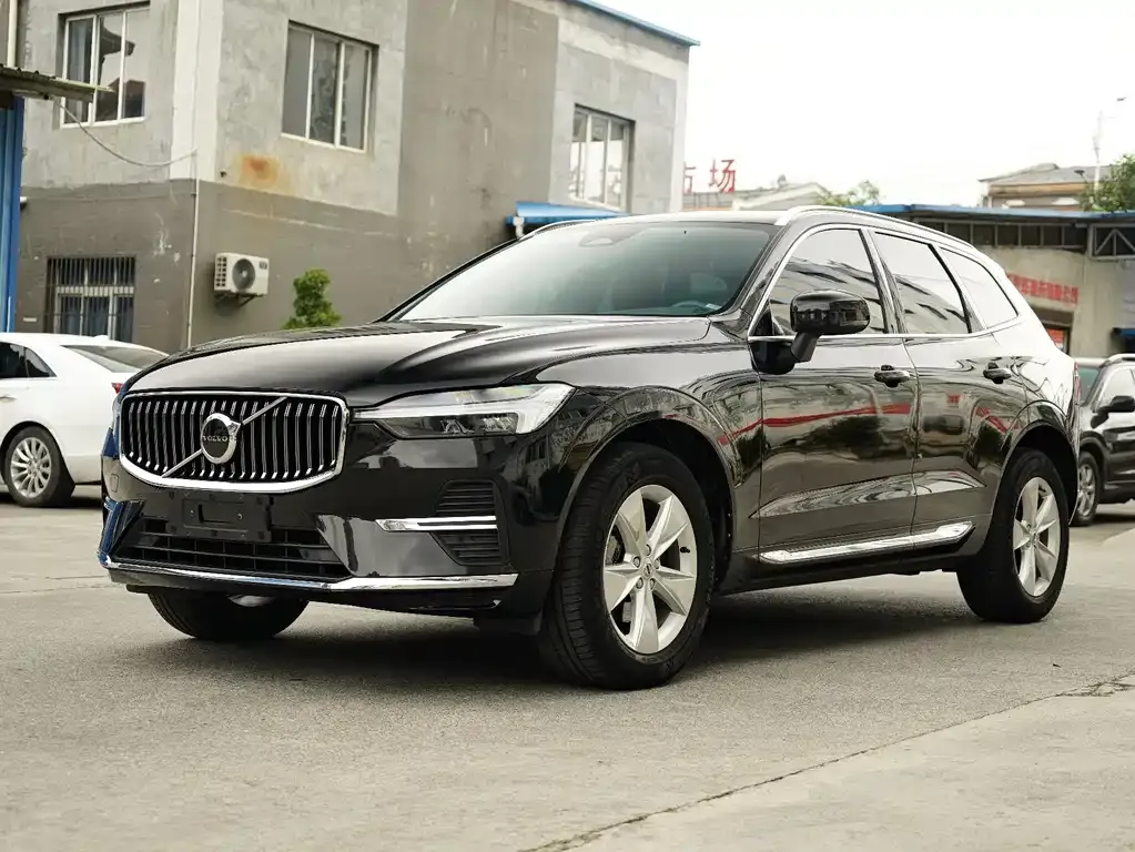 Volvo XC60 2021 из CN, фото 1
