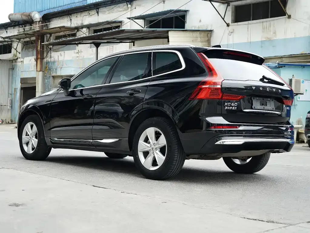 Volvo XC60 2021 из CN, фото 9