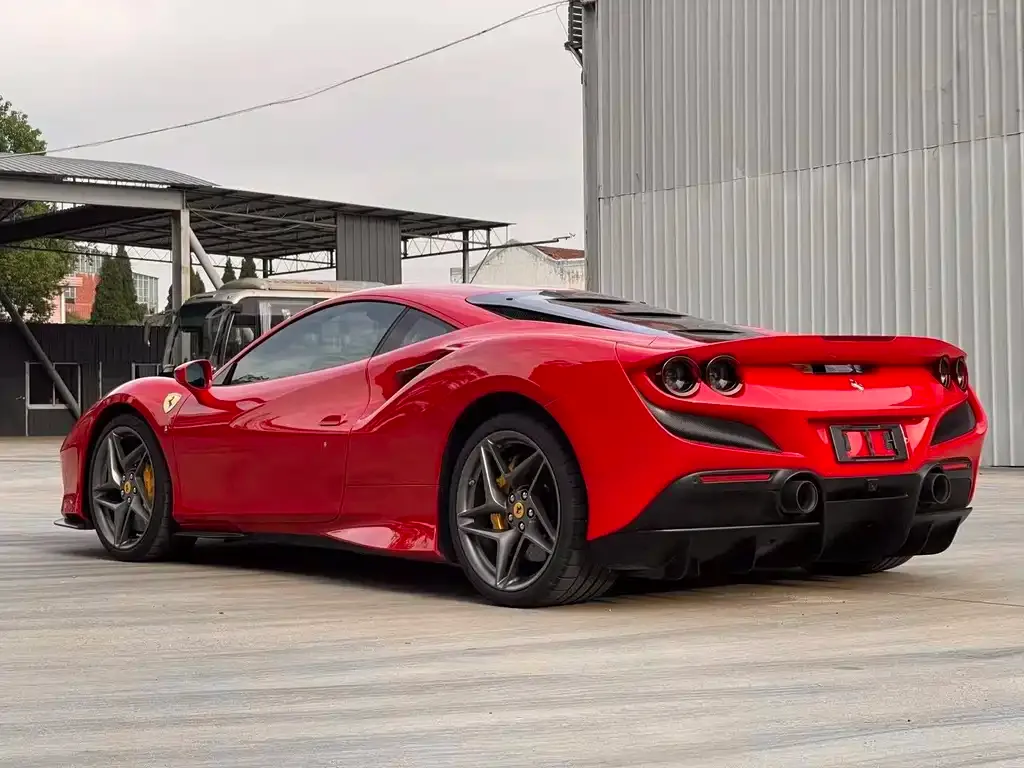 Ferrari F8 — фото 4