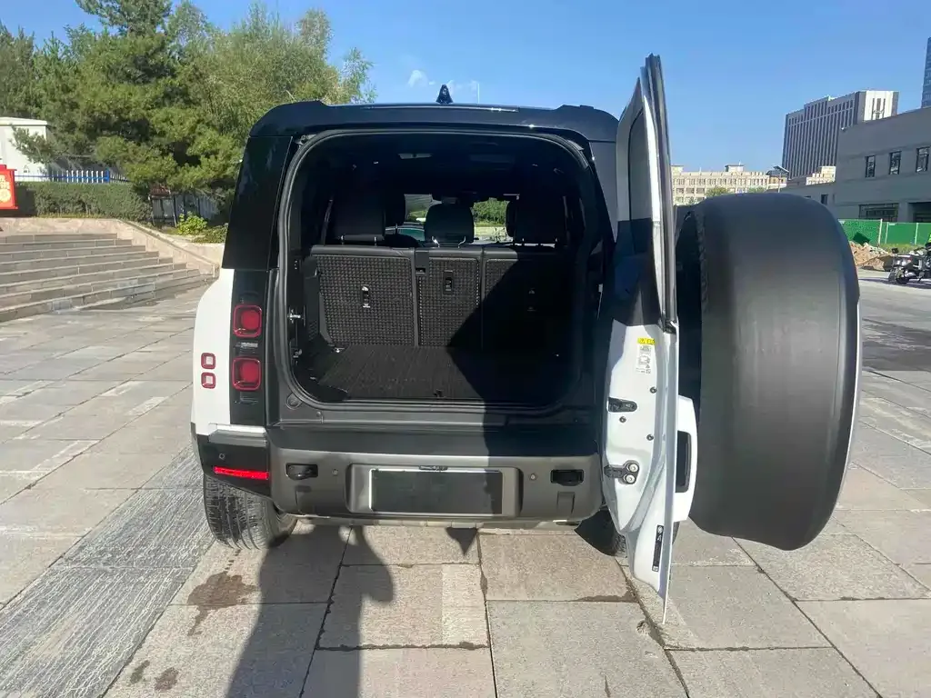 Land Rover Defender — фото 4