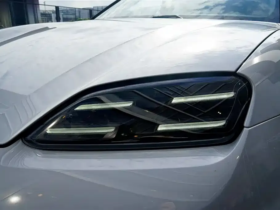 Porsche Macan EV 2024 из CN, фото 9
