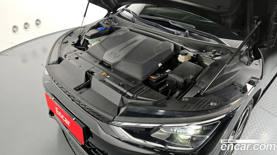 Kia EV6 2023 из KR, фото 6