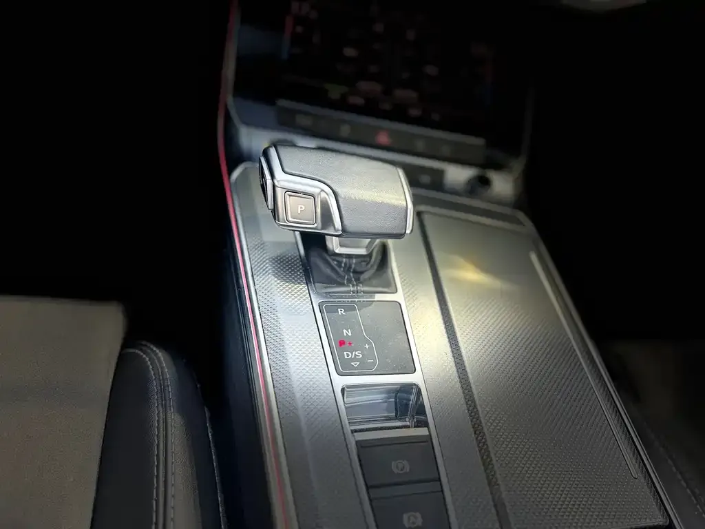 Audi A6L 2022 из CN, фото 7