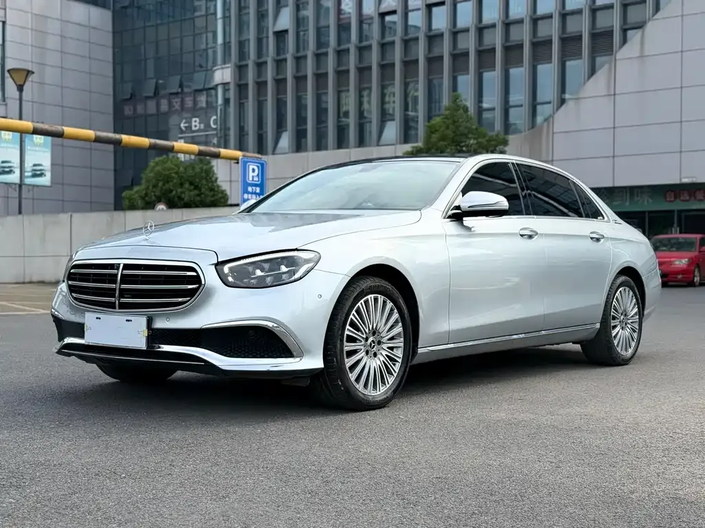 Mercedes-Benz E-Class 2022 из CN, фото 1