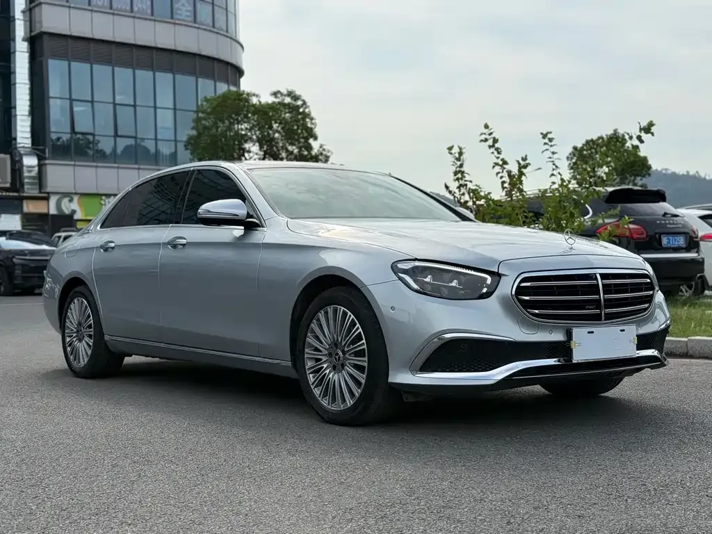 Mercedes-Benz E-Class 2022 из CN, фото 3