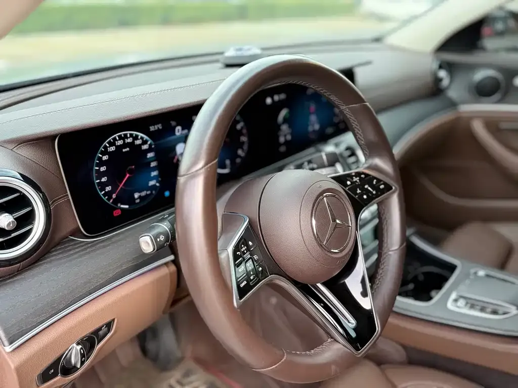 Mercedes-Benz E-Class 2022 из CN, фото 9
