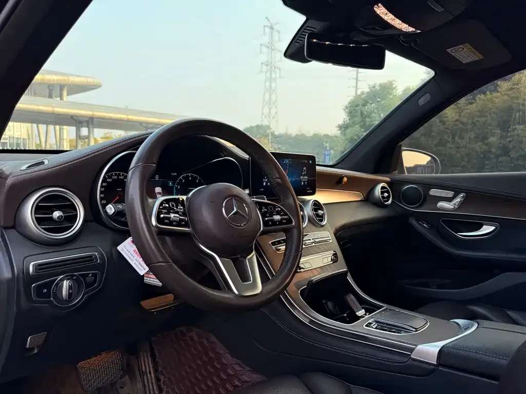Mercedes-Benz GLC 2021 из CN, фото 4
